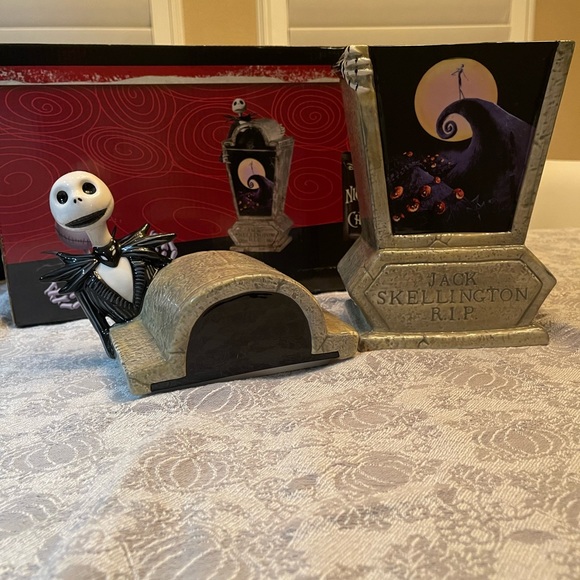 Disney’s The Nightmare Before Christmas Jack Skellington Tombstone Cookie Jar - Picture 9 of 13